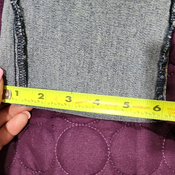 Venus Cropped Cuffed Mid-Rise Straight Leg Jeans Size 12 - Picture 11 of 12